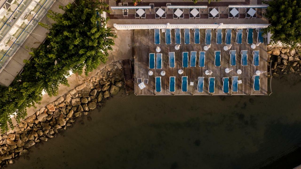 Hotel Restaurant Juanito Platja Sant Carlos de la Ràpita 외부 사진